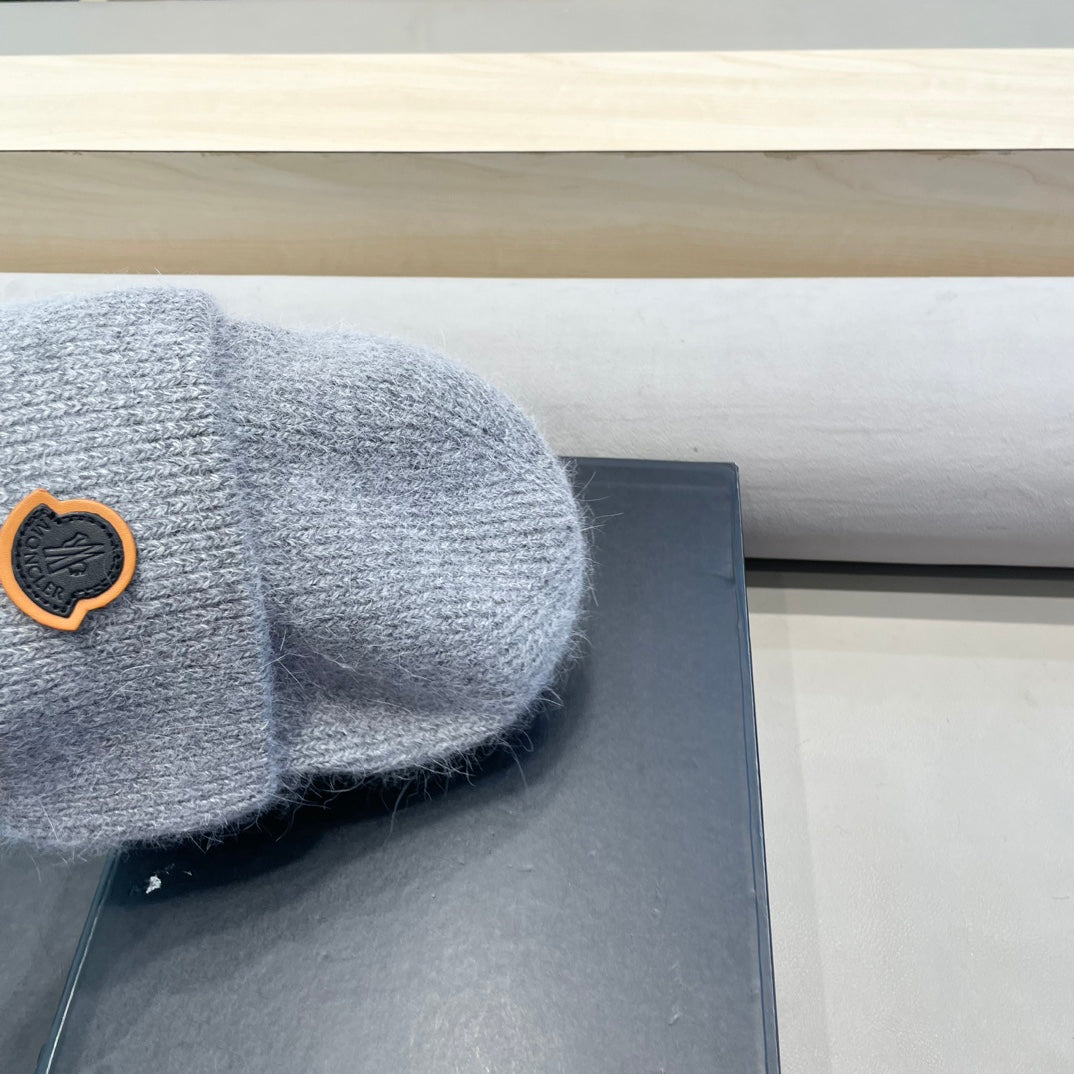 BEANIE HAT IN CLOUD GRAY WOOL 438127