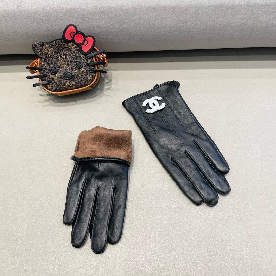 GLOVES IN BLACK LAMBSKIN WITH WHITE LOGO 462412