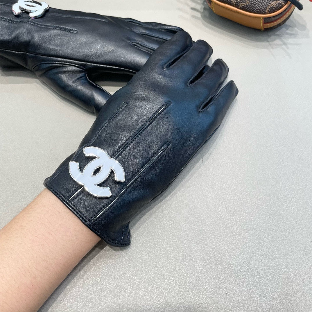 GLOVES IN BLACK LAMBSKIN WITH WHITE LOGO 462412