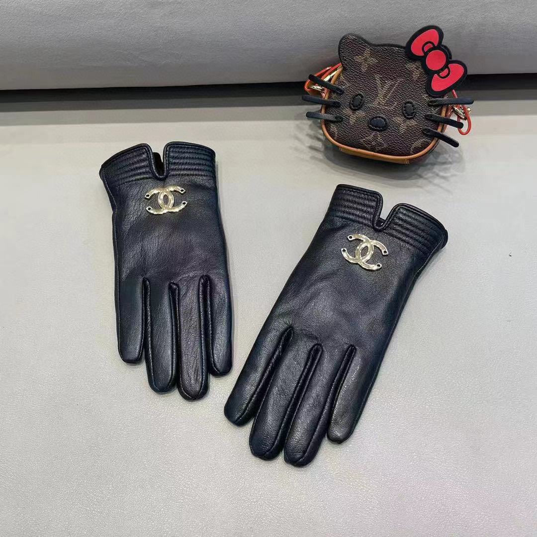 GLOVES IN BLACK LAMBSKIN WITH GOLD LOGO 462414