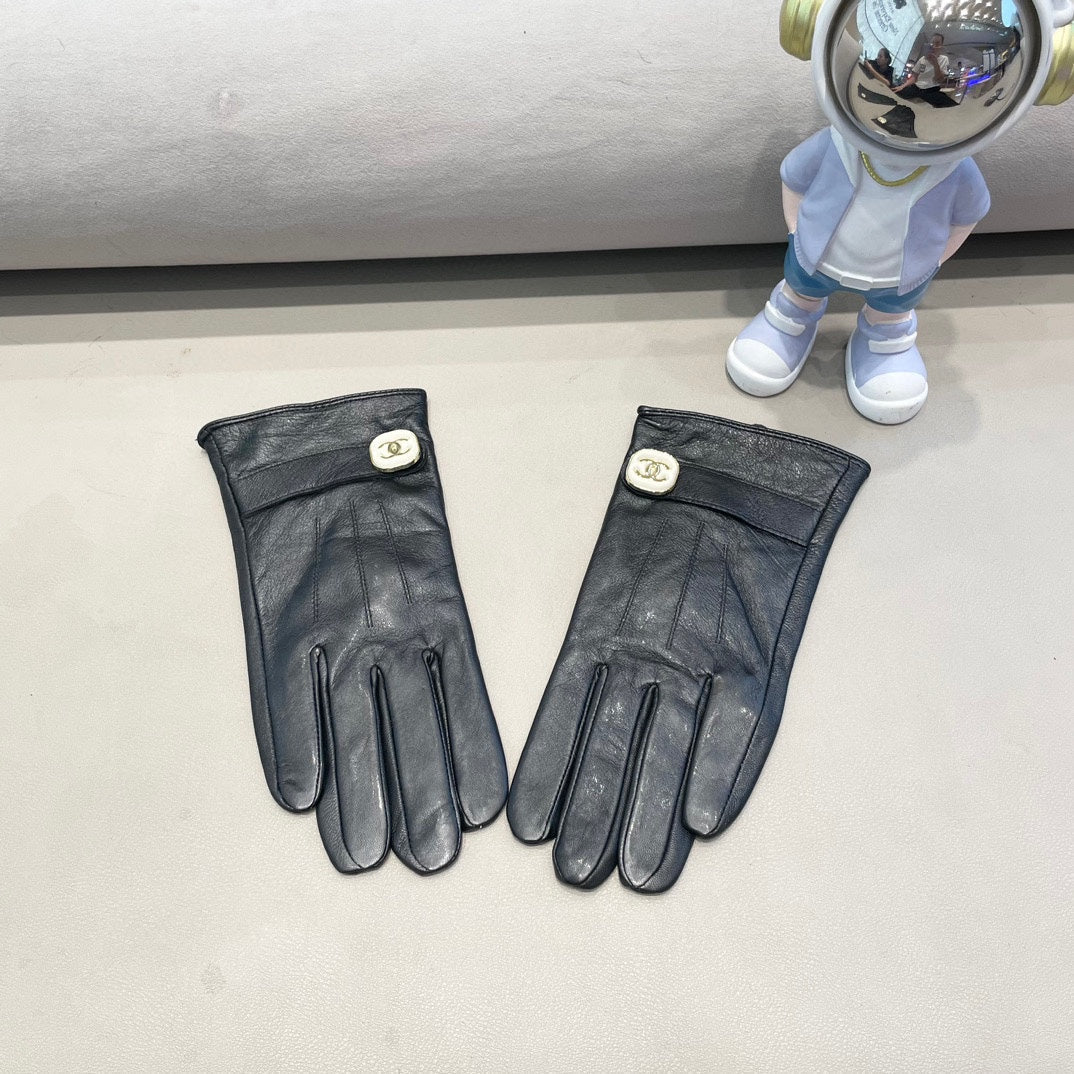 GLOVES IN BLACK LAMBSKIN 463791