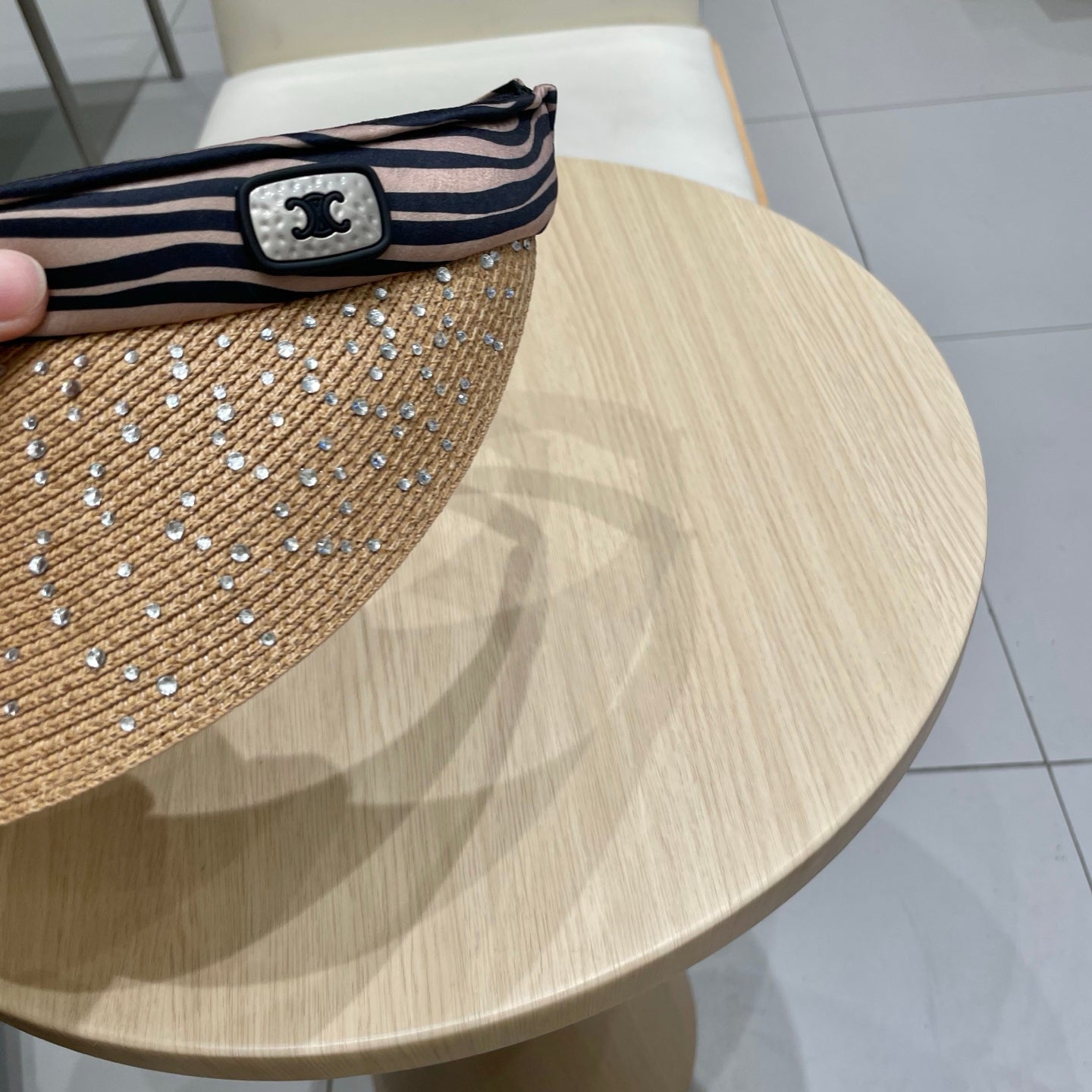 VISOR HAT MODEL 652214 IN NATURAL WOVEN STRAW