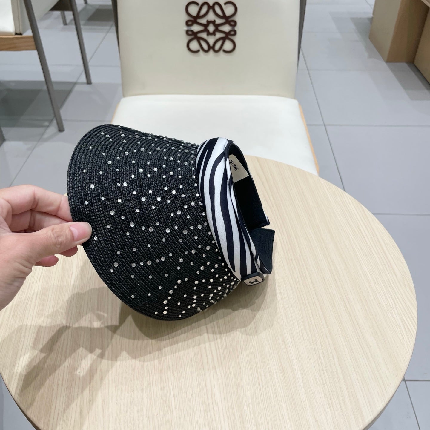 VISOR HAT MODEL 652215 IN BLACK WOVEN STRAW