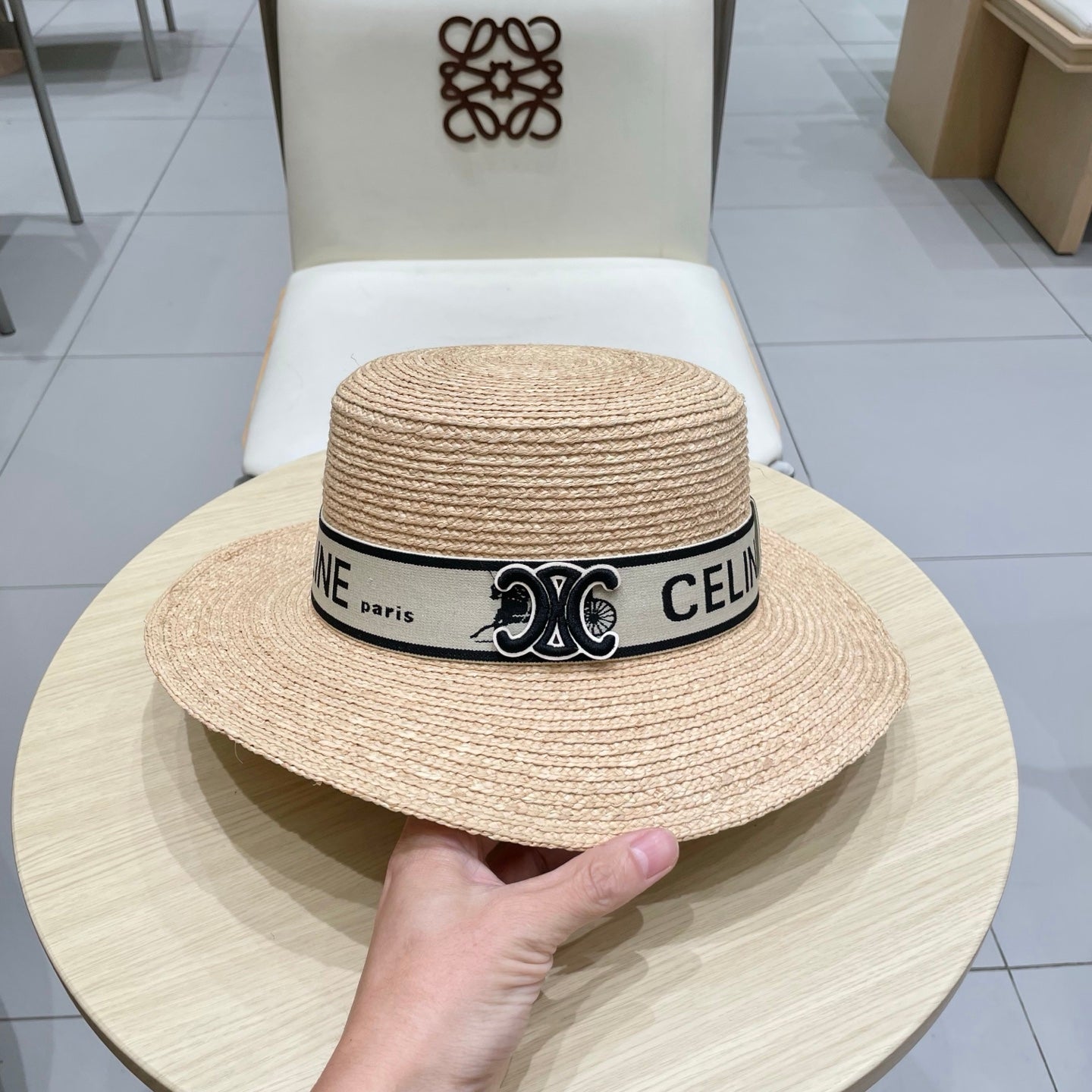 WIDE BRIM HAT MODEL 652231 IN NATURAL WOVEN STRAW