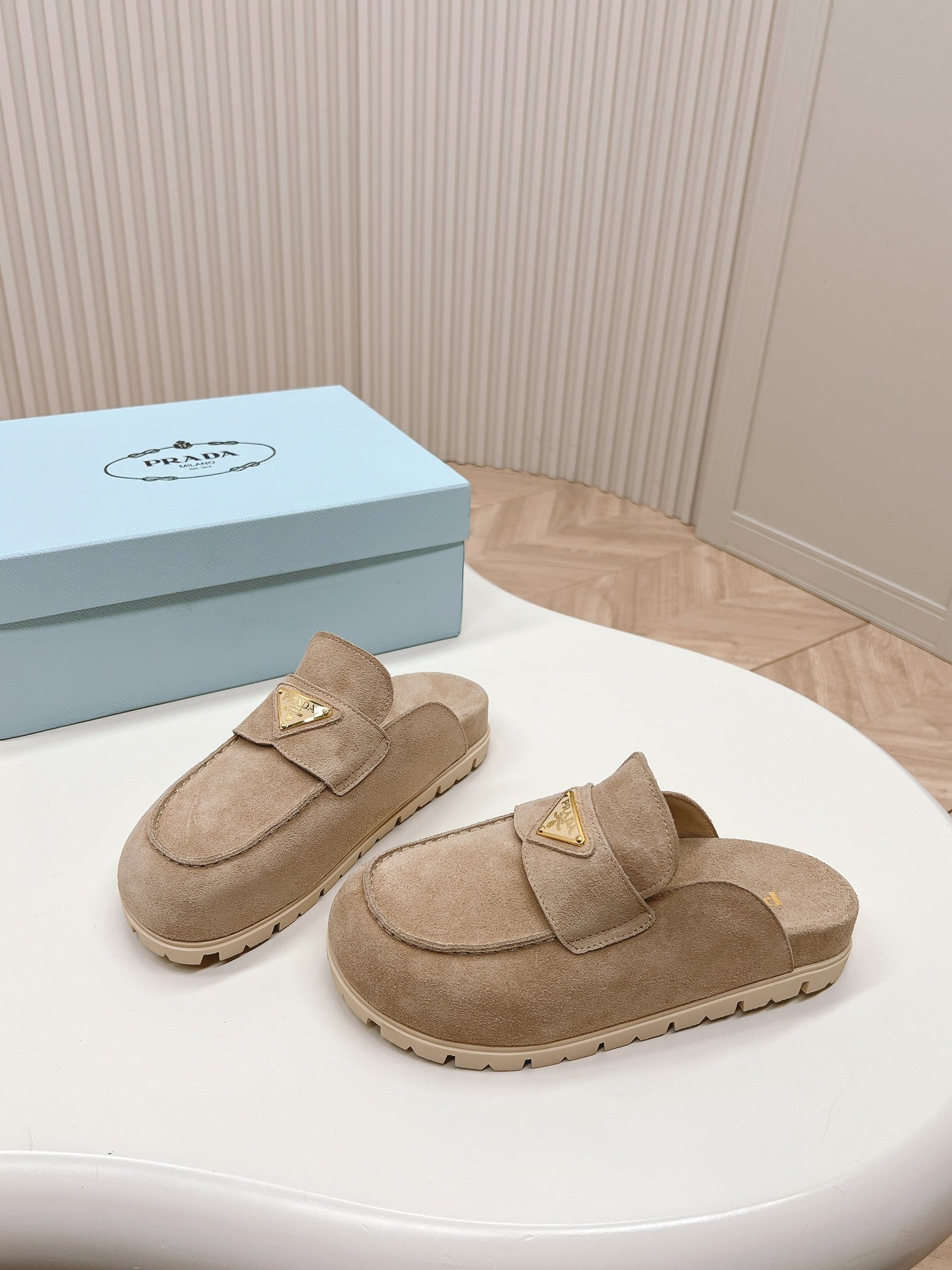 PRA SABOTS MULES LIGHT BROWN SUEDE