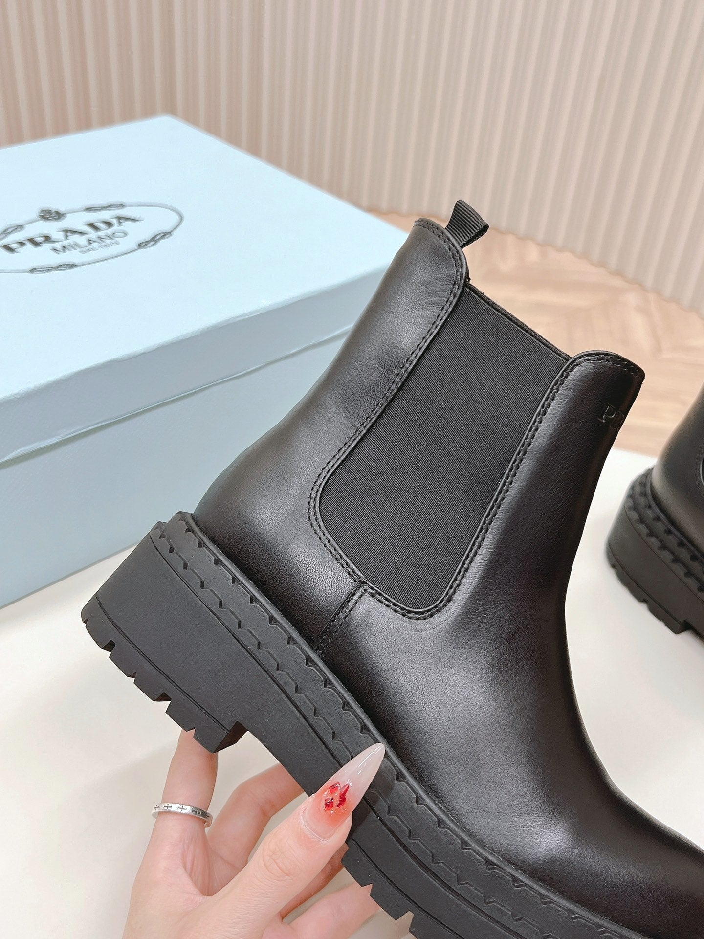 PRA BRUSHED BOOTIES BLACK CALFSKIN