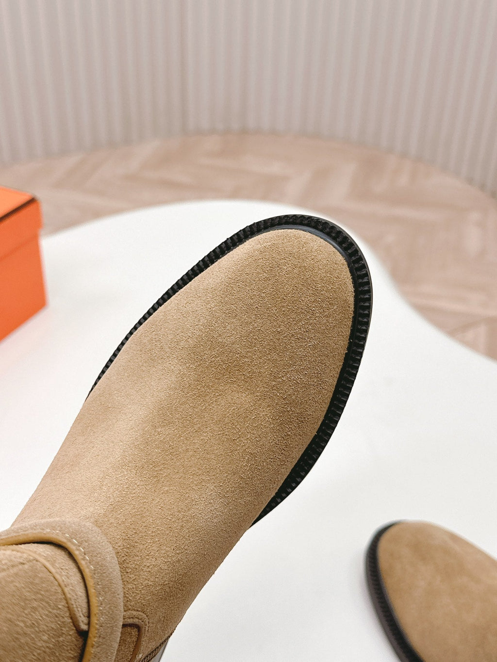 KNEE HIGH BOOTS IN CIDER BROWN SUEDE WITH SILVER BUCKLE