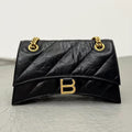 CRUSH SMALL CHAIN BAG 25 IN BLACK QUILTED CRUSHED CALFSKIN GOLD HARDWARE