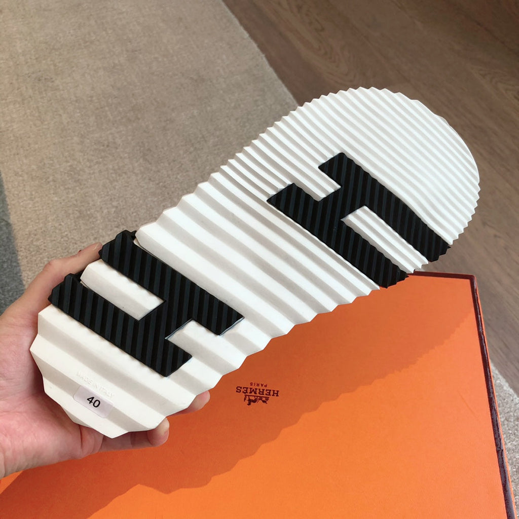 INFRA SANDAL BLACK CALFSKIN