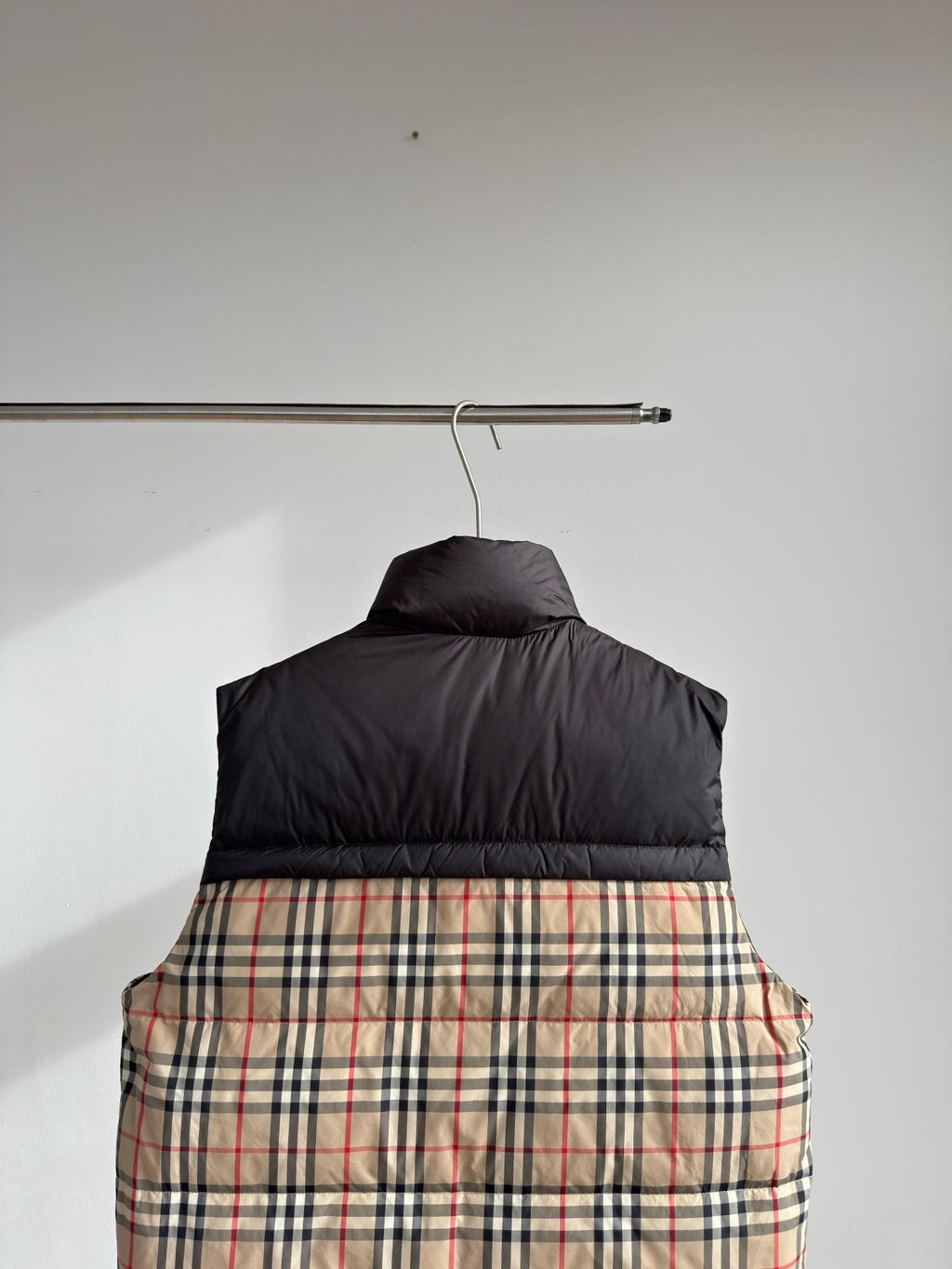 BURBERRY 25S PUFFER VEST 323