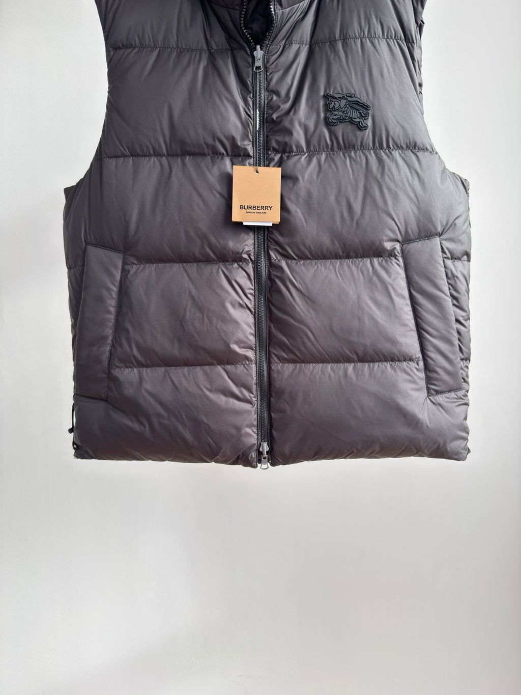 BURBERRY 25S PUFFER VEST 323