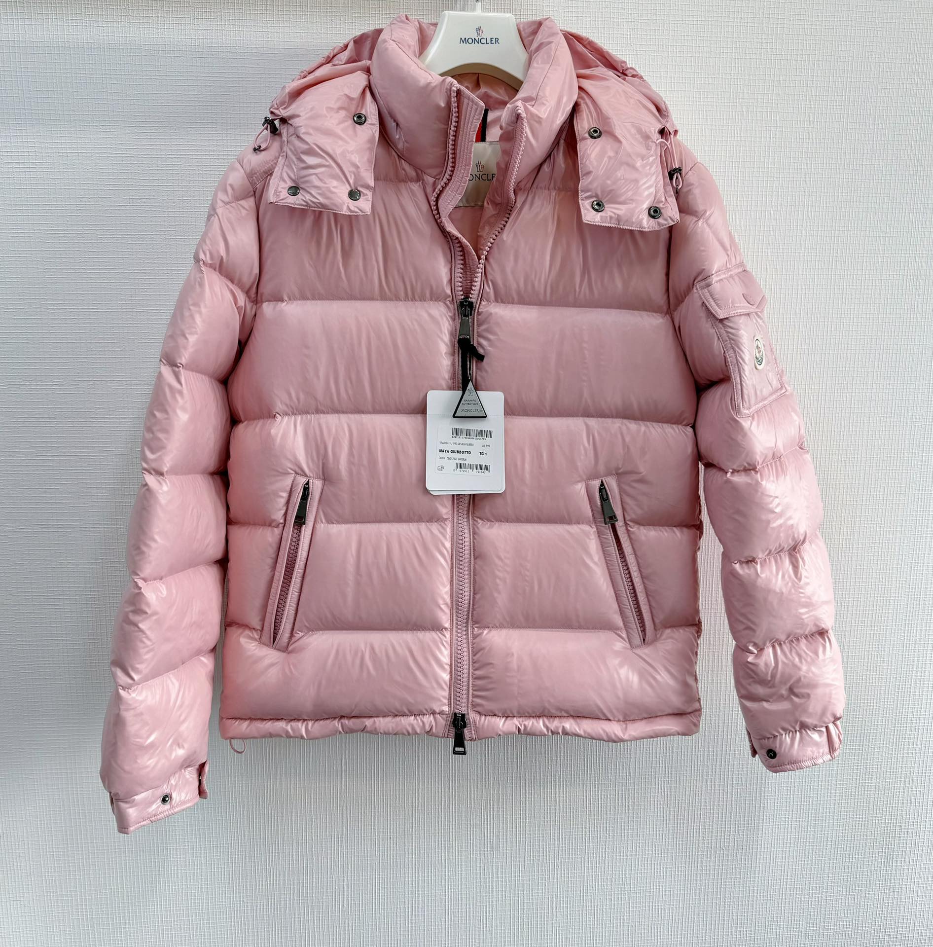 MONCLER 25S GOOSE DOWN JACKET 197