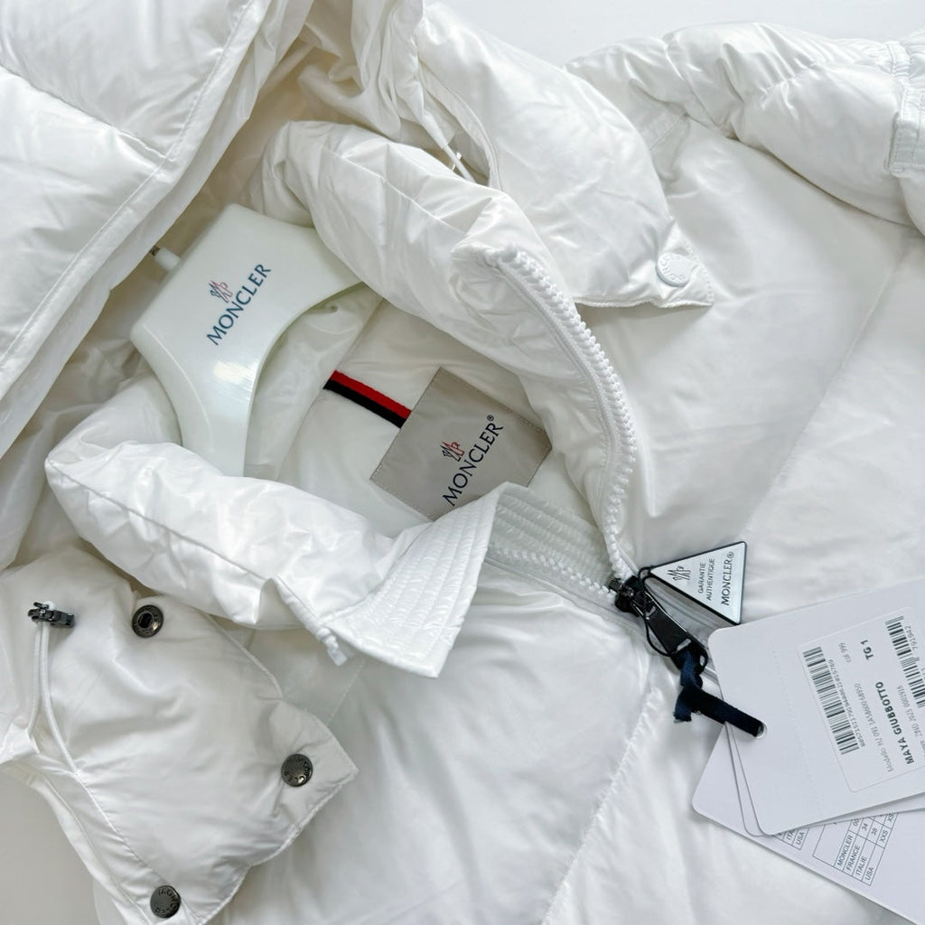 MONCLER 25S GOOSE DOWN JACKET 196