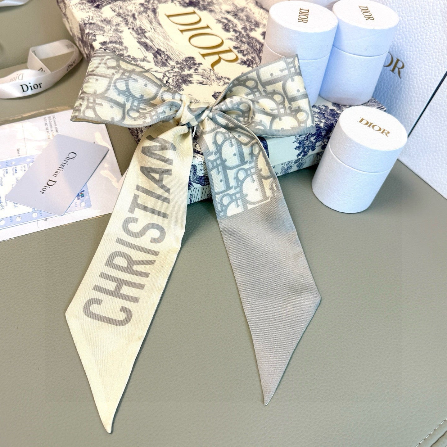 DIOR TWILLY 100 CM IN SILK 714358