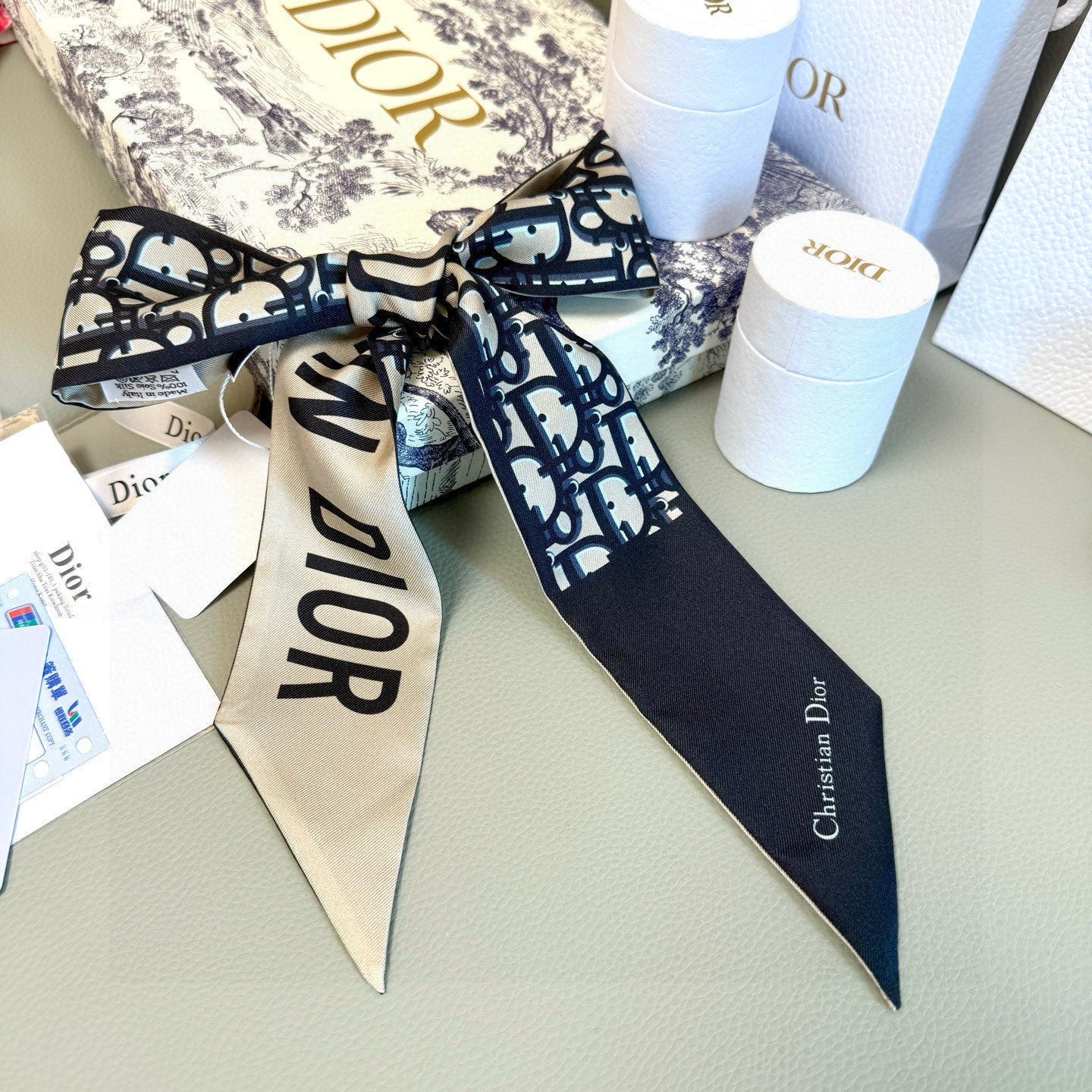 DIOR TWILLY 100 CM IN SILK 714359