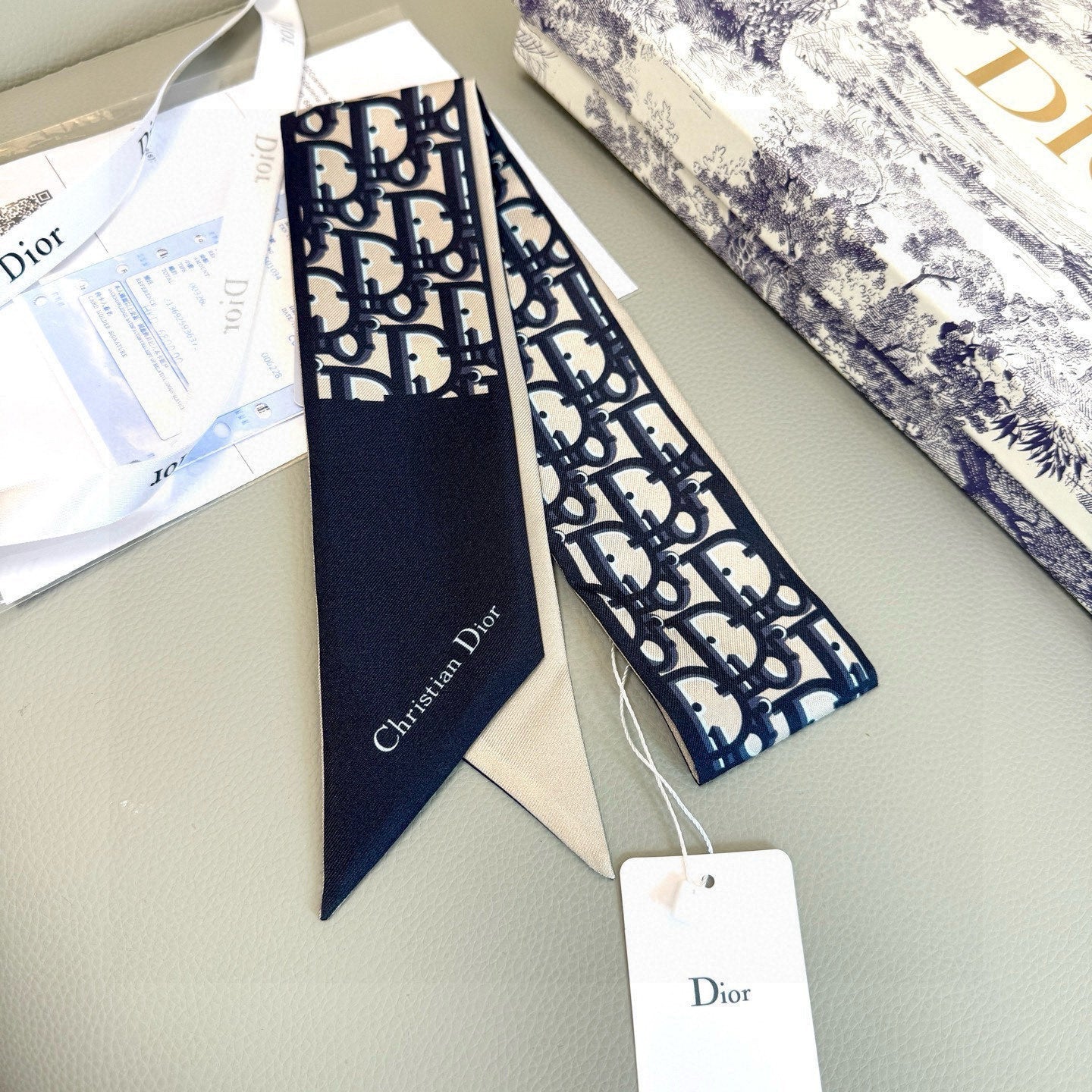 DIOR TWILLY 100 CM IN SILK 714359