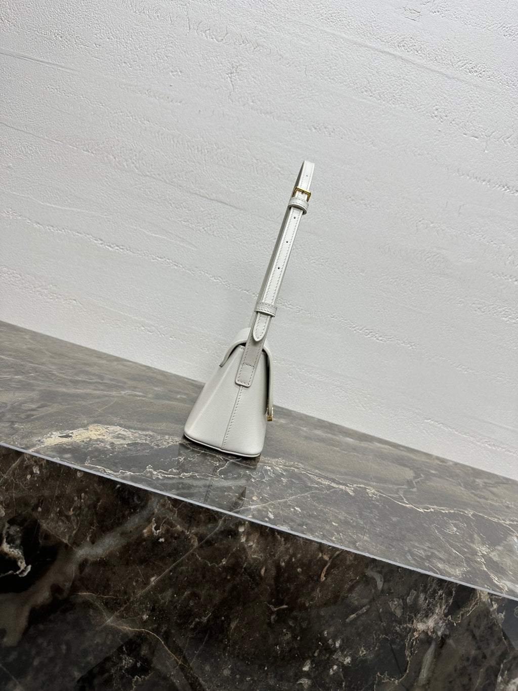 CELINE 25S TRIOMPHE BAG 24 IN WHITE SHINY CALFSKIN