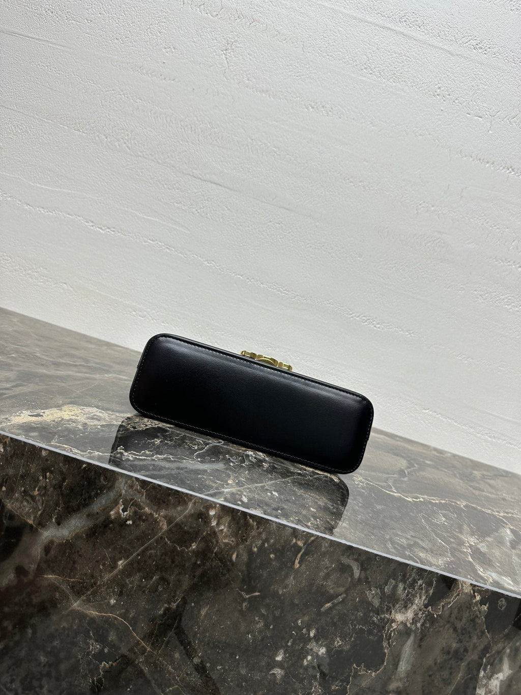 CELINE 25S TRIOMPHE BAG 24 IN BLACK SHINY CALFSKIN