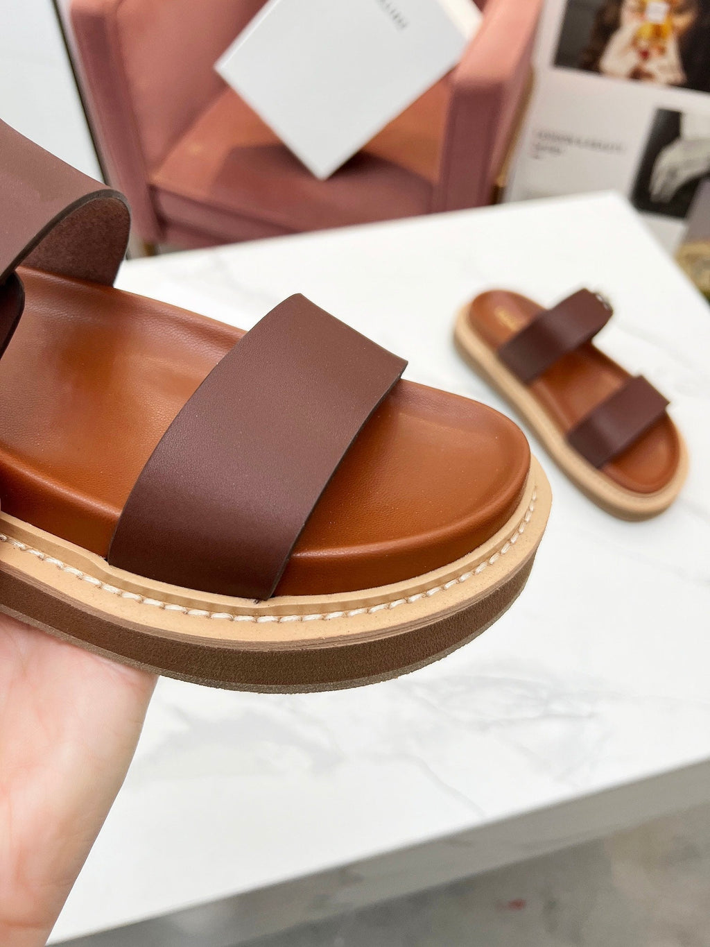TWO-STRAP SANDALS IN CHESTNUT BROWN CALFSKIN
