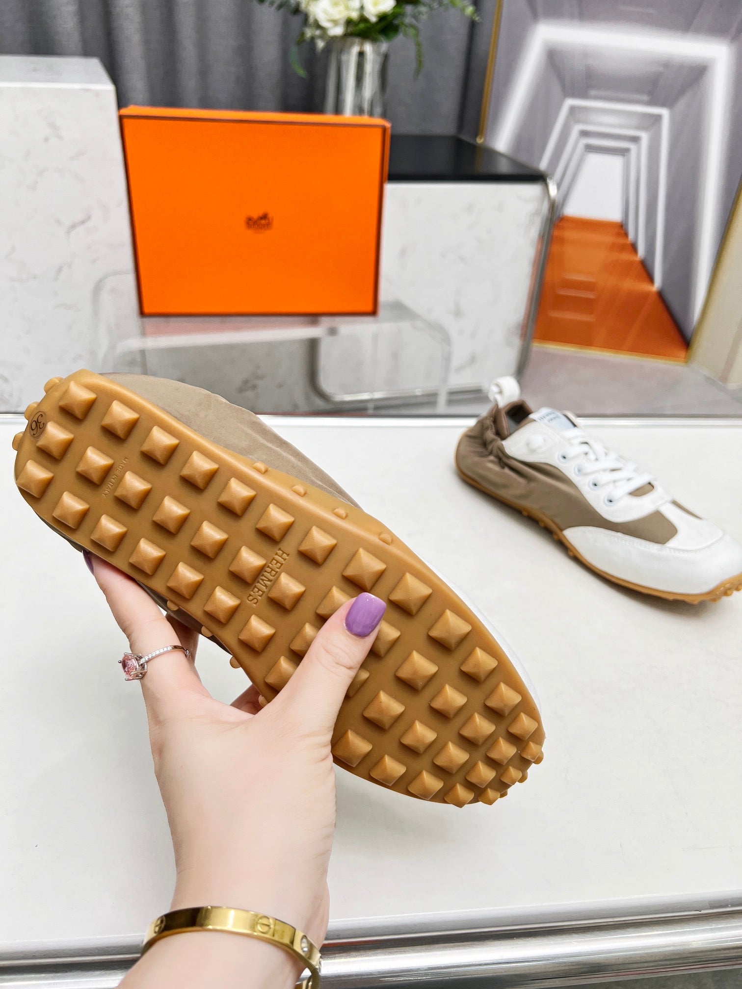 SKATEBOARD SHOES BROWN MIX WHITE SUEDE