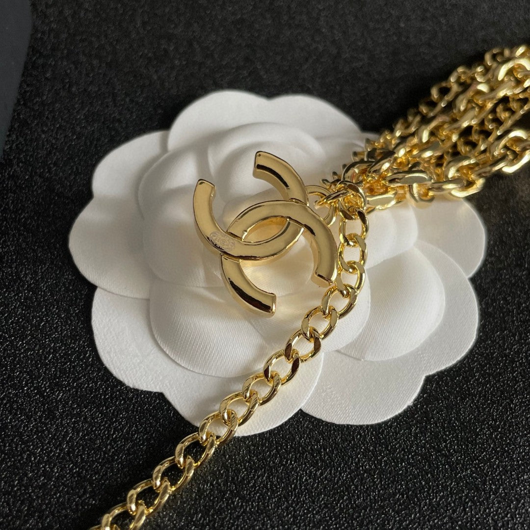 DOUBLE C NECKLACE DOUBLE CHAIN IN GOLD PLATING