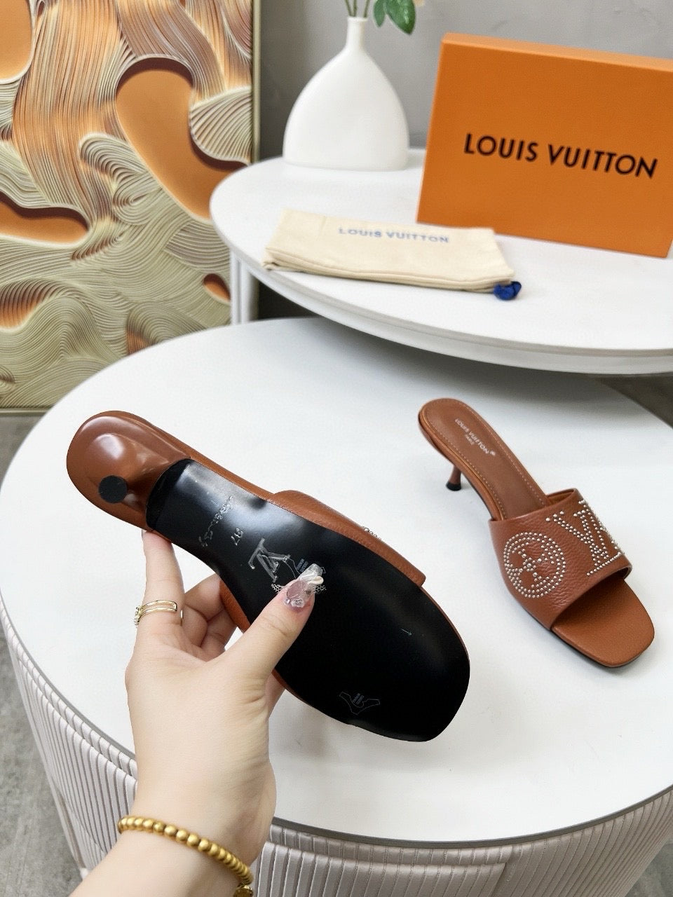 HIGH MULE IN BRONZE BROWN LAMBSKIN WITH RHINSTONES 55 MM