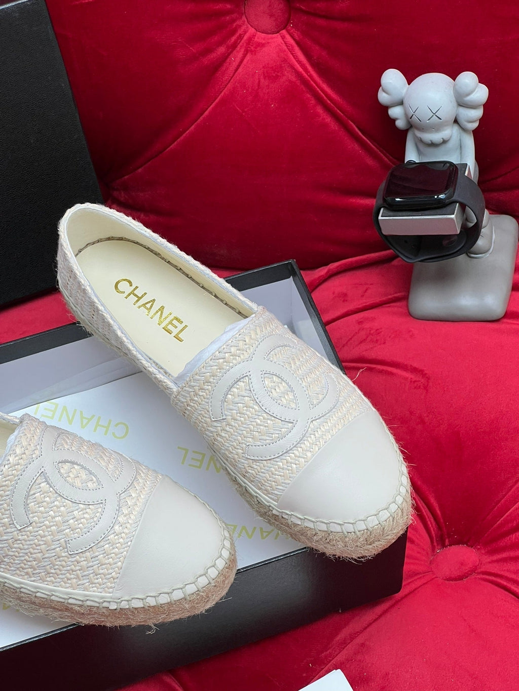 WOVEN LOAFERS IN WHITE BEIGE FABRIC