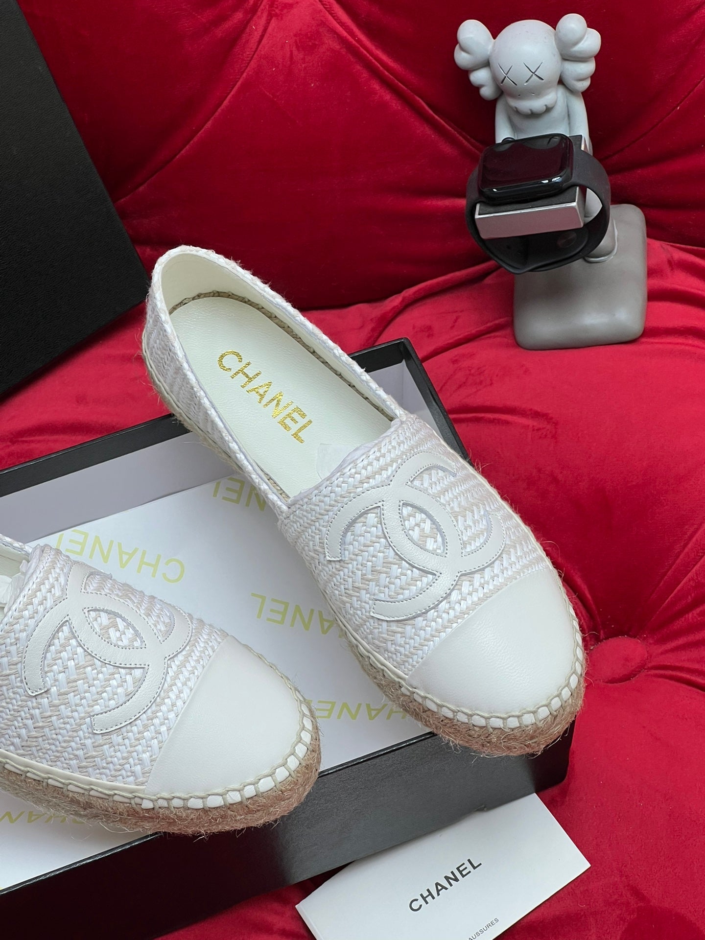 WOVEN LOAFERS IN WHITE FABRIC
