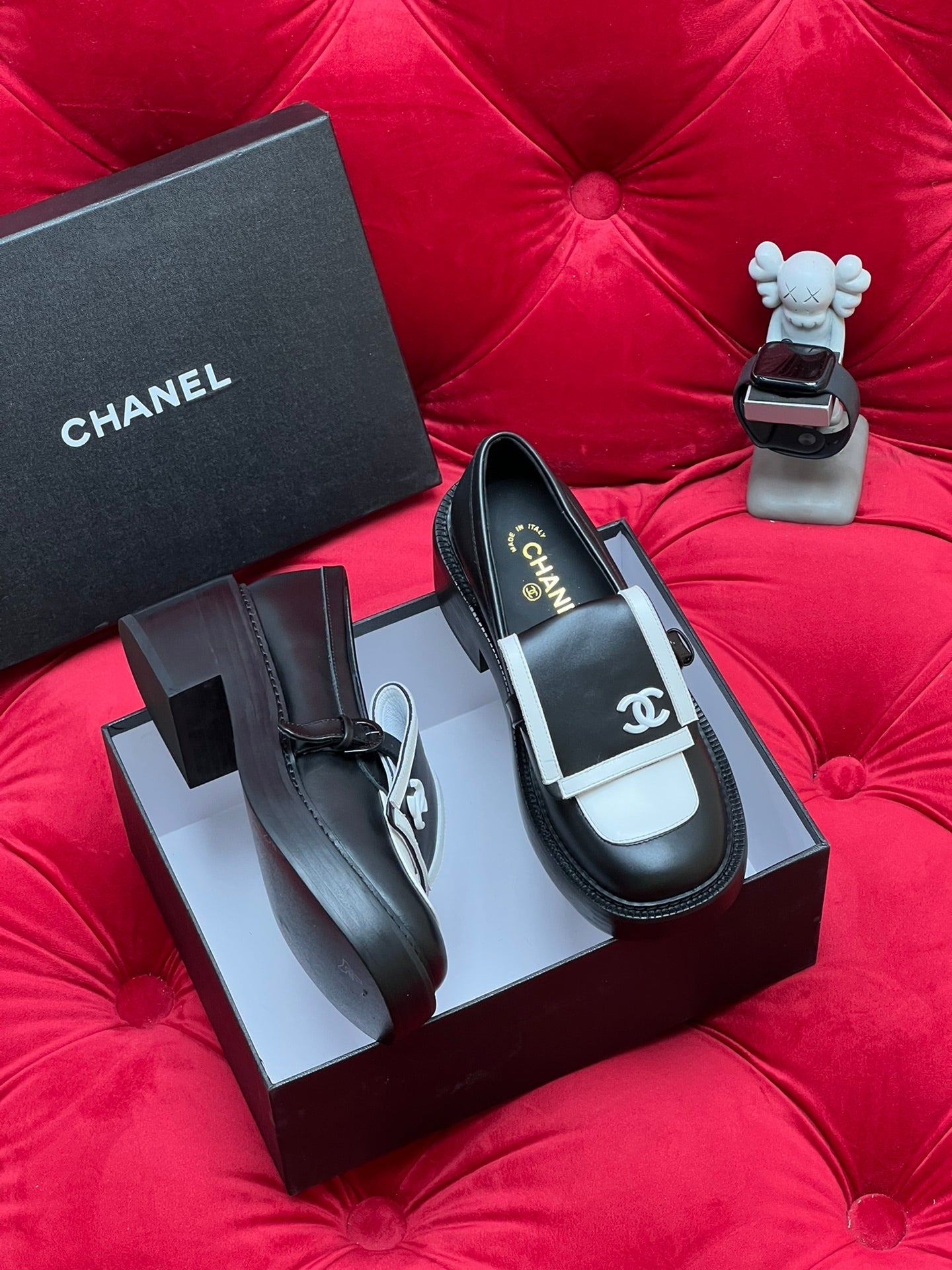 CC MOCCASIN LOAFER IN BLACK MIX WHITE LAMBSKIN