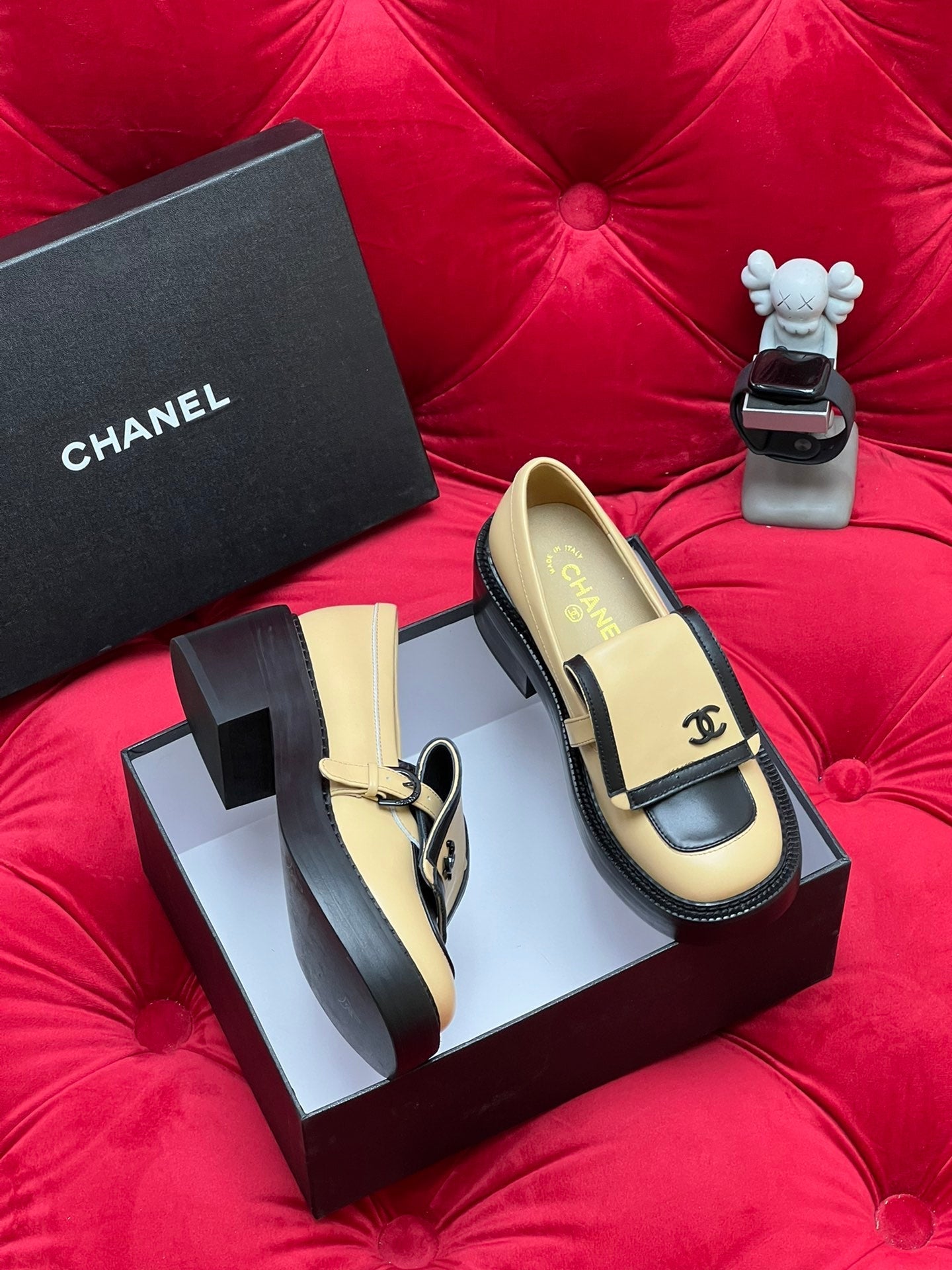 CC MOCCASIN LOAFER IN YELLOW CREAM MIX BLACK LAMBSKIN