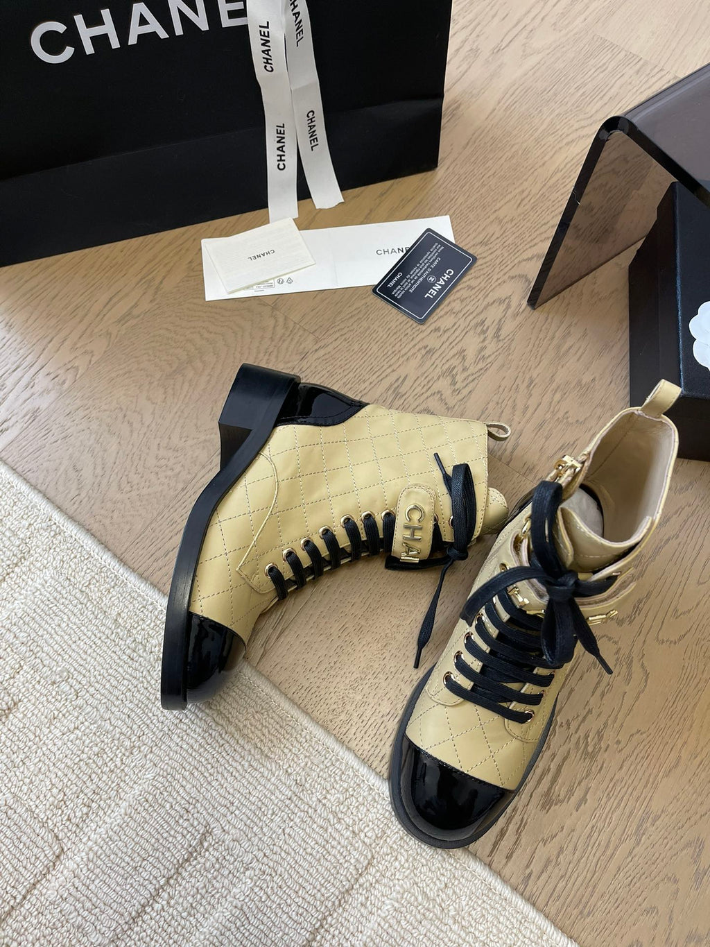 ALPHABET MARTIN BOOTS IN FLAX YELLOW LAMBSKIN