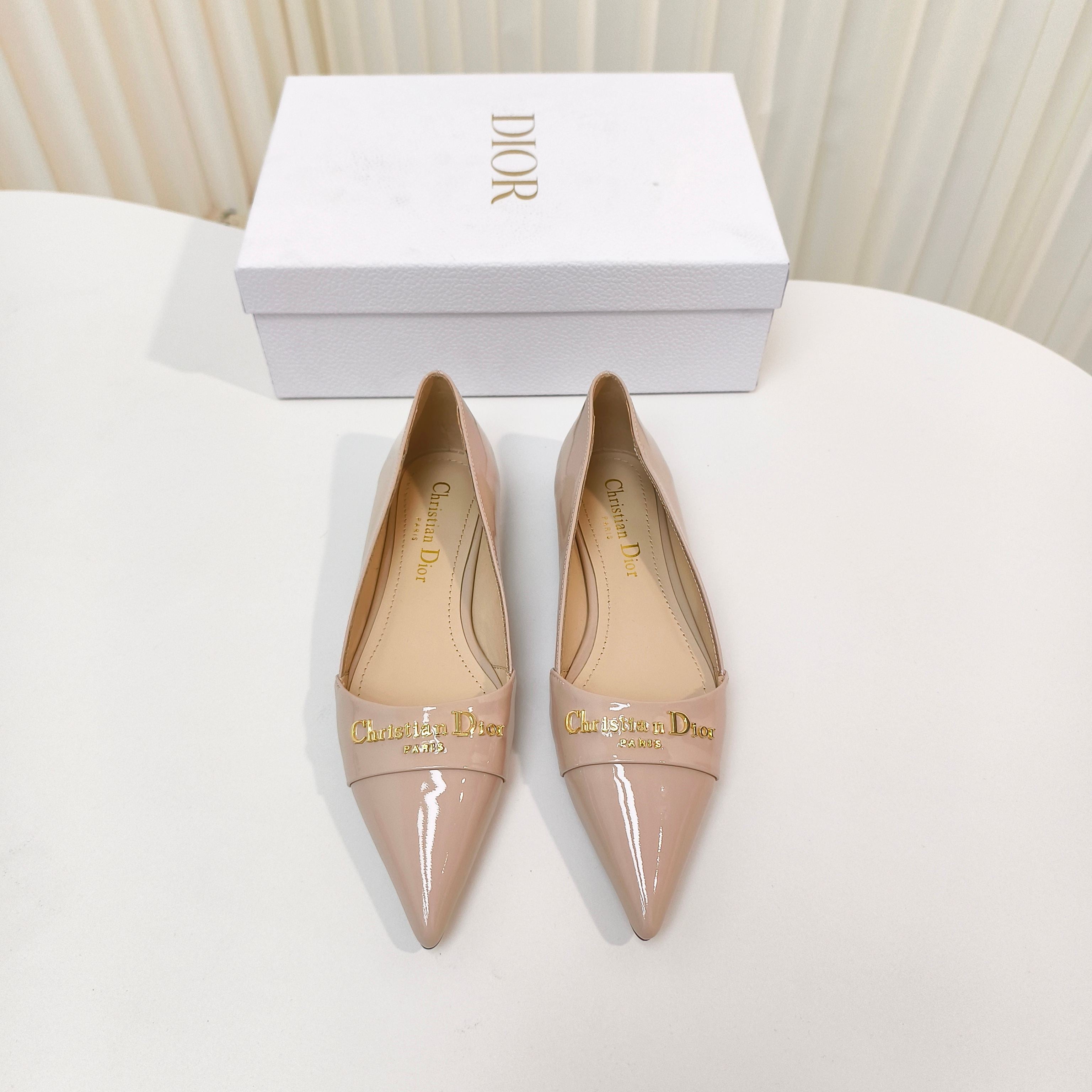 DIOR POINTED BALLET FLATS 25S IN BEIGE GLOSSY LEATHER WITH GOLD HARDWARE