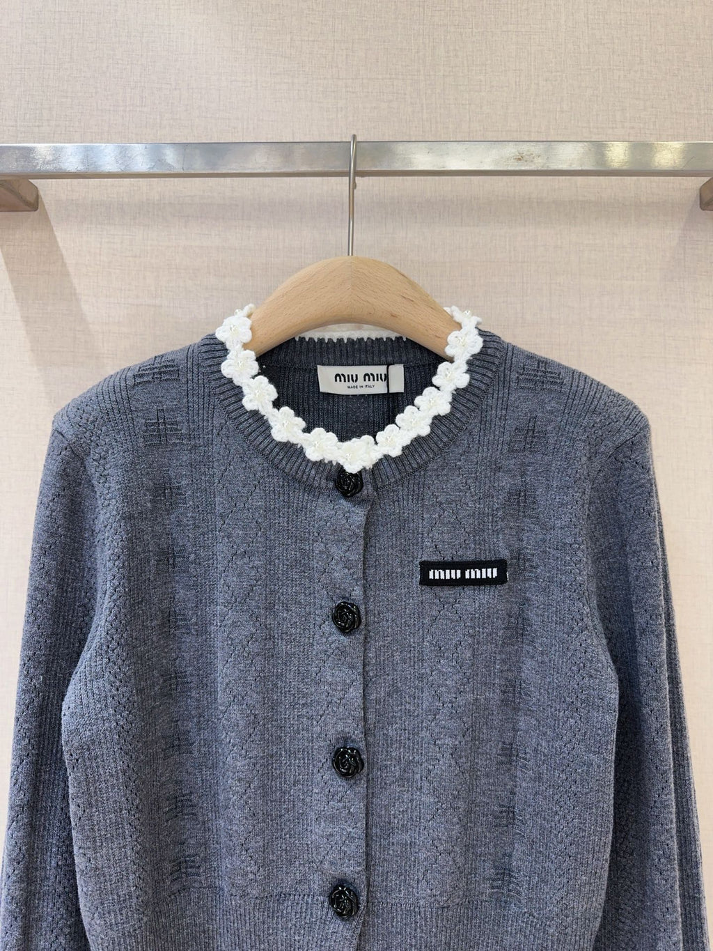 MIUMIU CARDIGAN STYLE 801