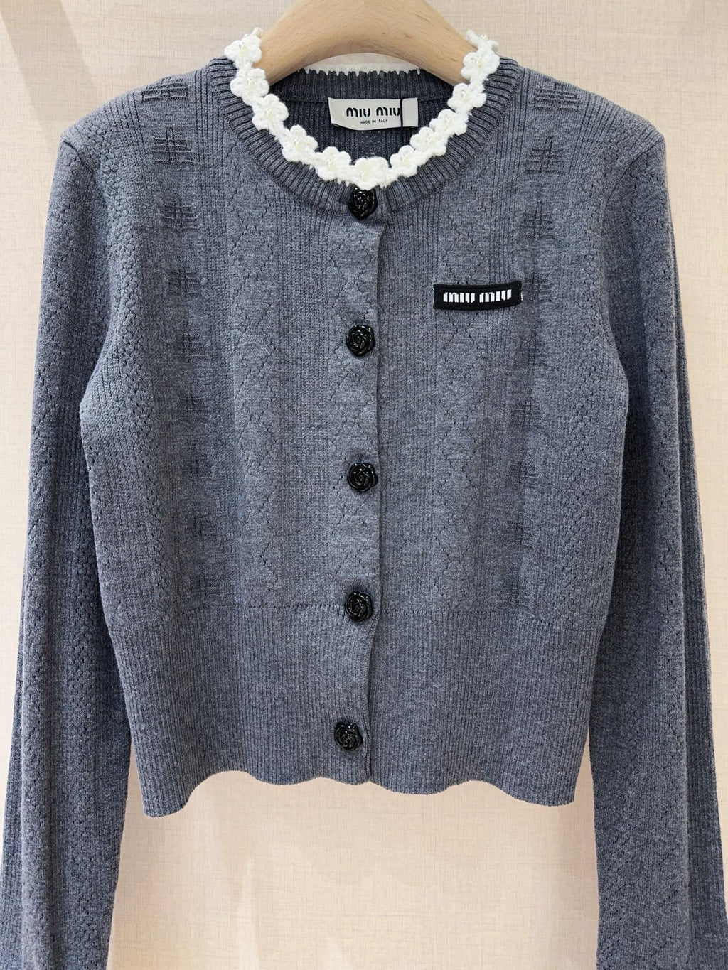 MIUMIU CARDIGAN STYLE 801