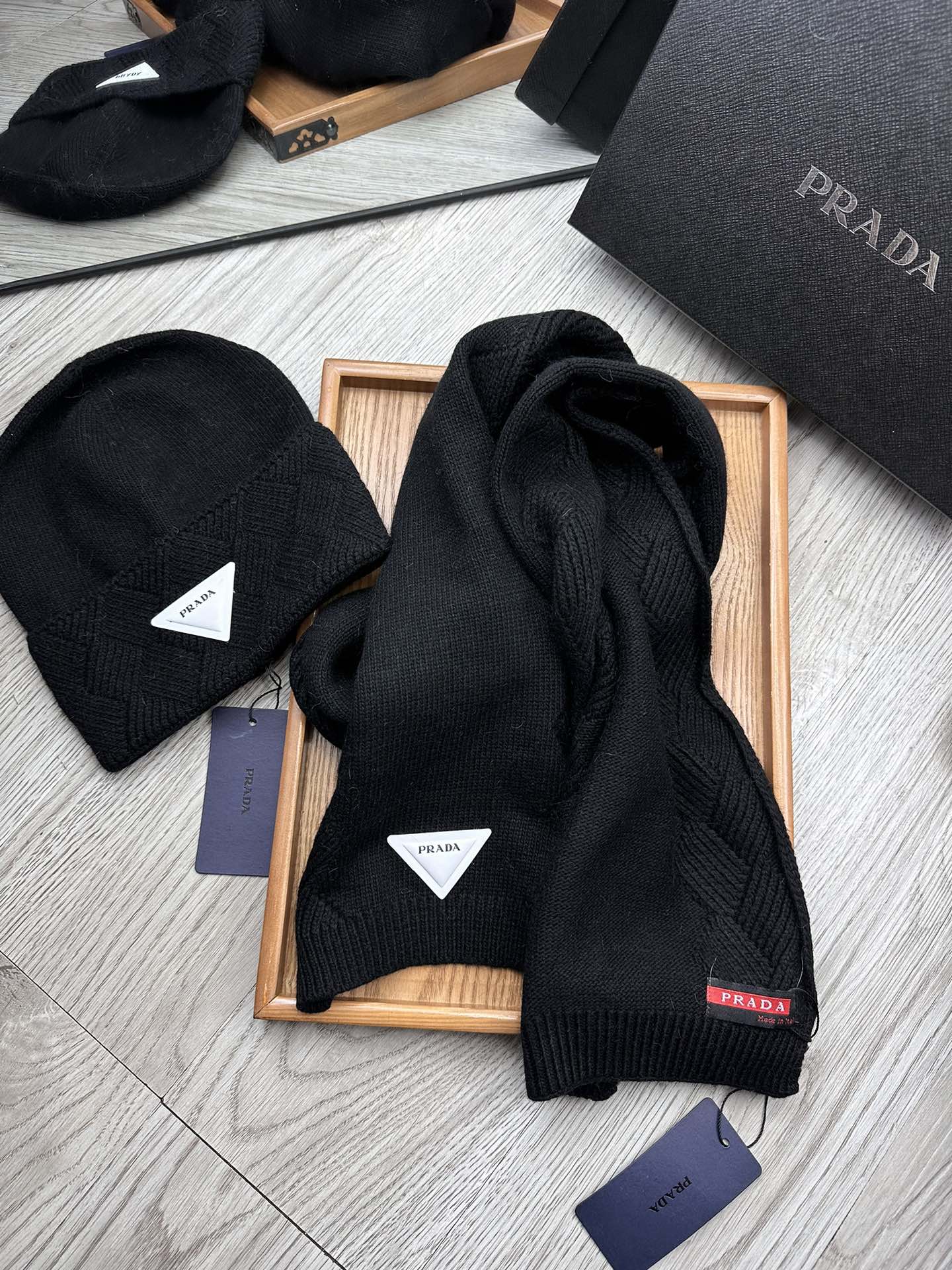 SET SCARF AND HAT IN BLACK WOOL AND RABBIT FUR 397410