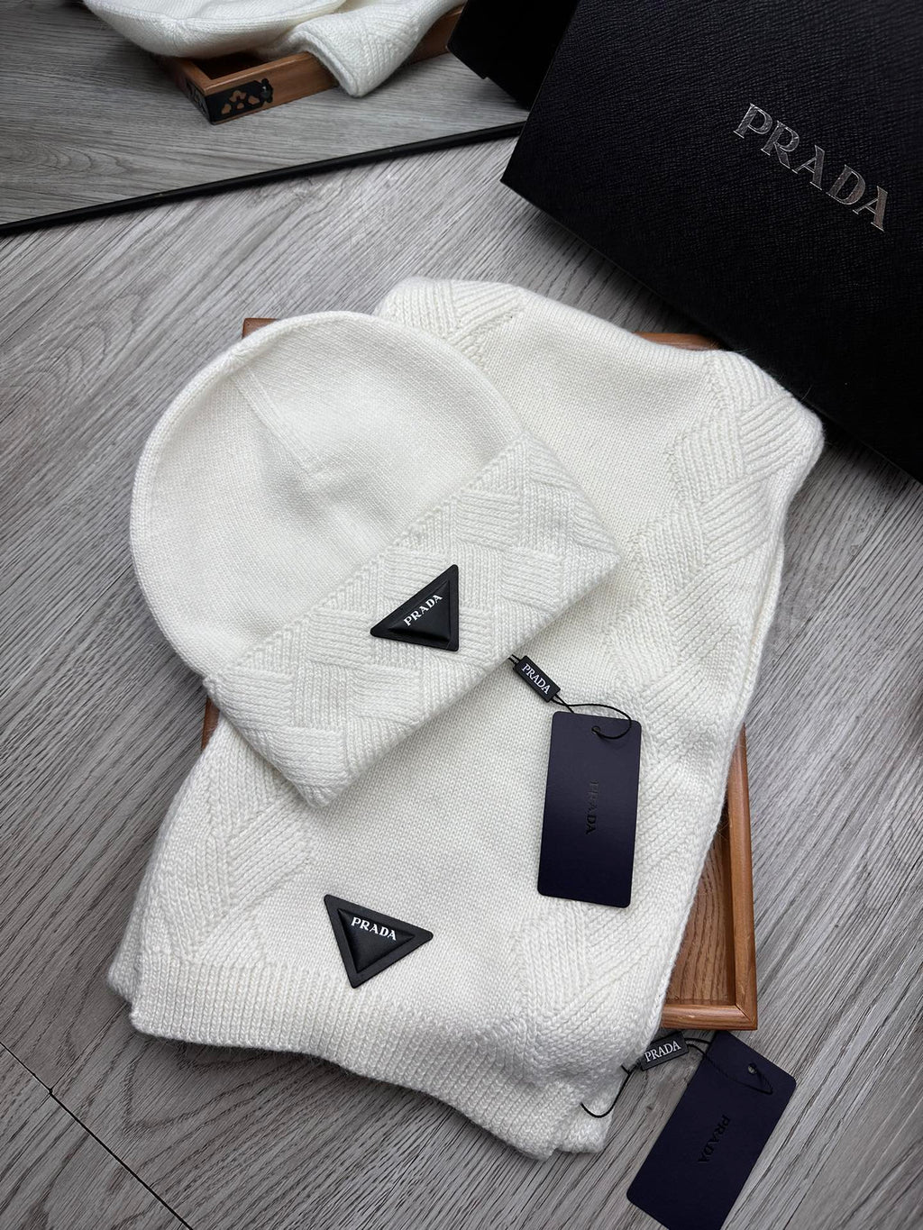 SET SCARF AND HAT IN WHITE WOOL AND RABBIT FUR 397408