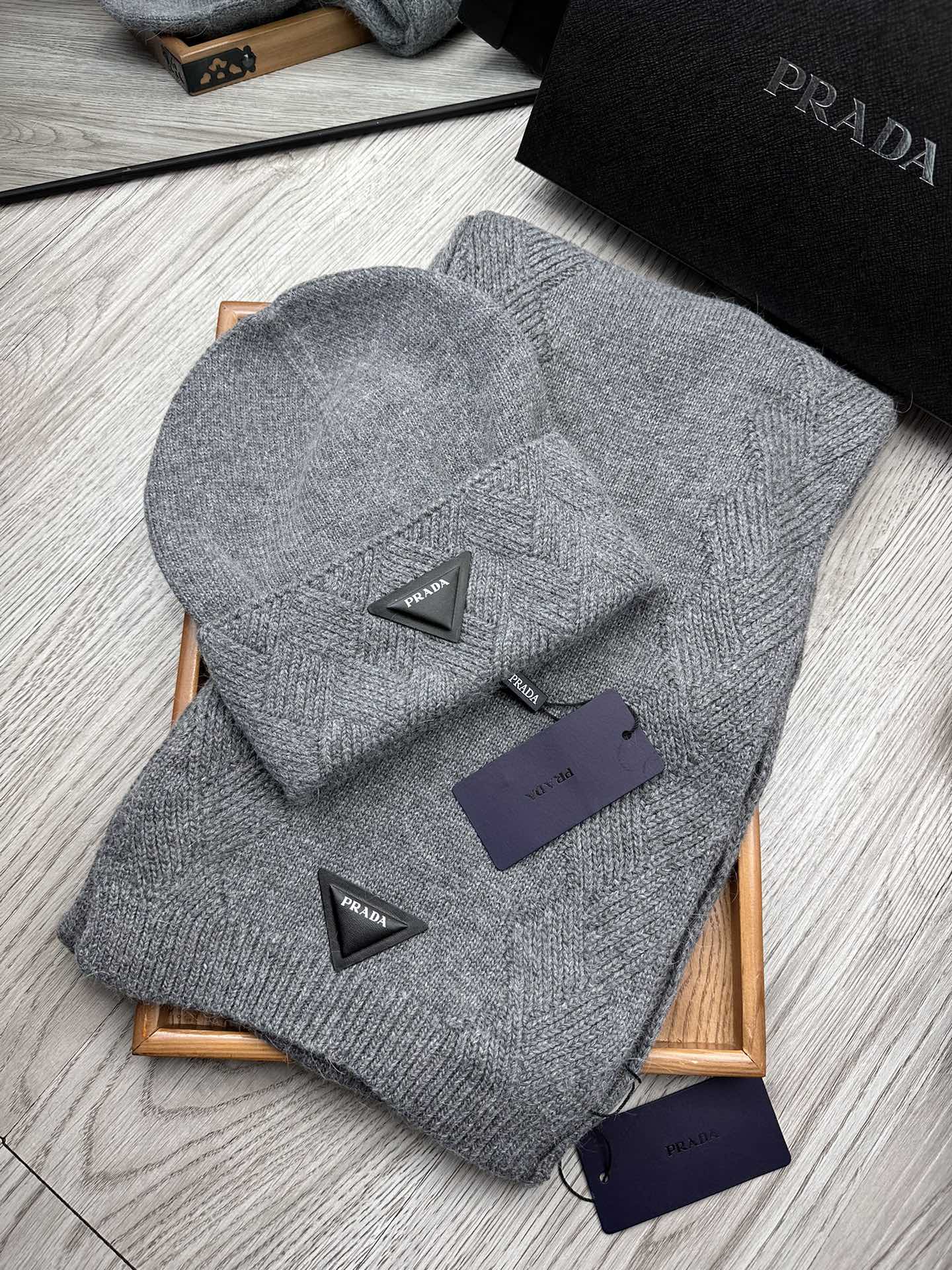SET SCARF AND HAT IN RHINO GRAY WOOL AND RABBIT FUR 397407