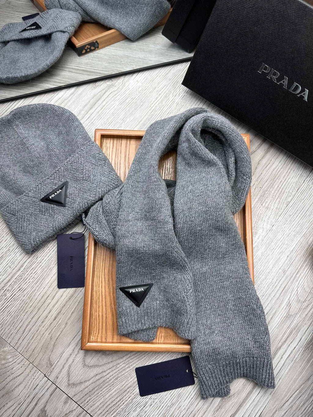 SET SCARF AND HAT IN RHINO GRAY WOOL AND RABBIT FUR 397407