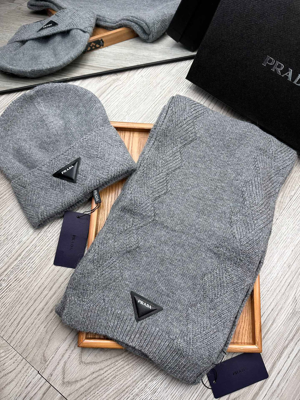 SET SCARF AND HAT IN RHINO GRAY WOOL AND RABBIT FUR 397407