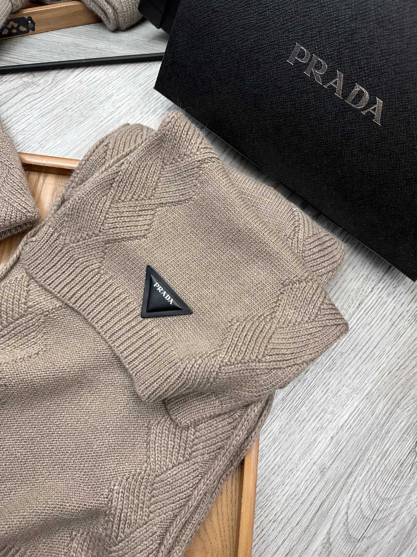 SET SCARF AND HAT IN MEDIUM BROWN WOOL AND RABBIT FUR 397406