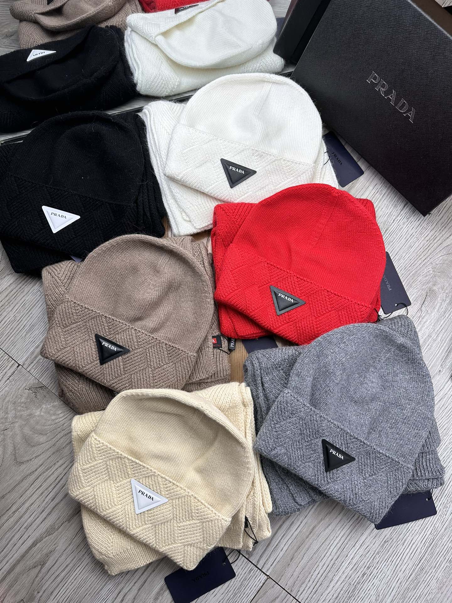 SET SCARF AND HAT IN BISQUE BEIGE WOOL AND RABBIT FUR 397405