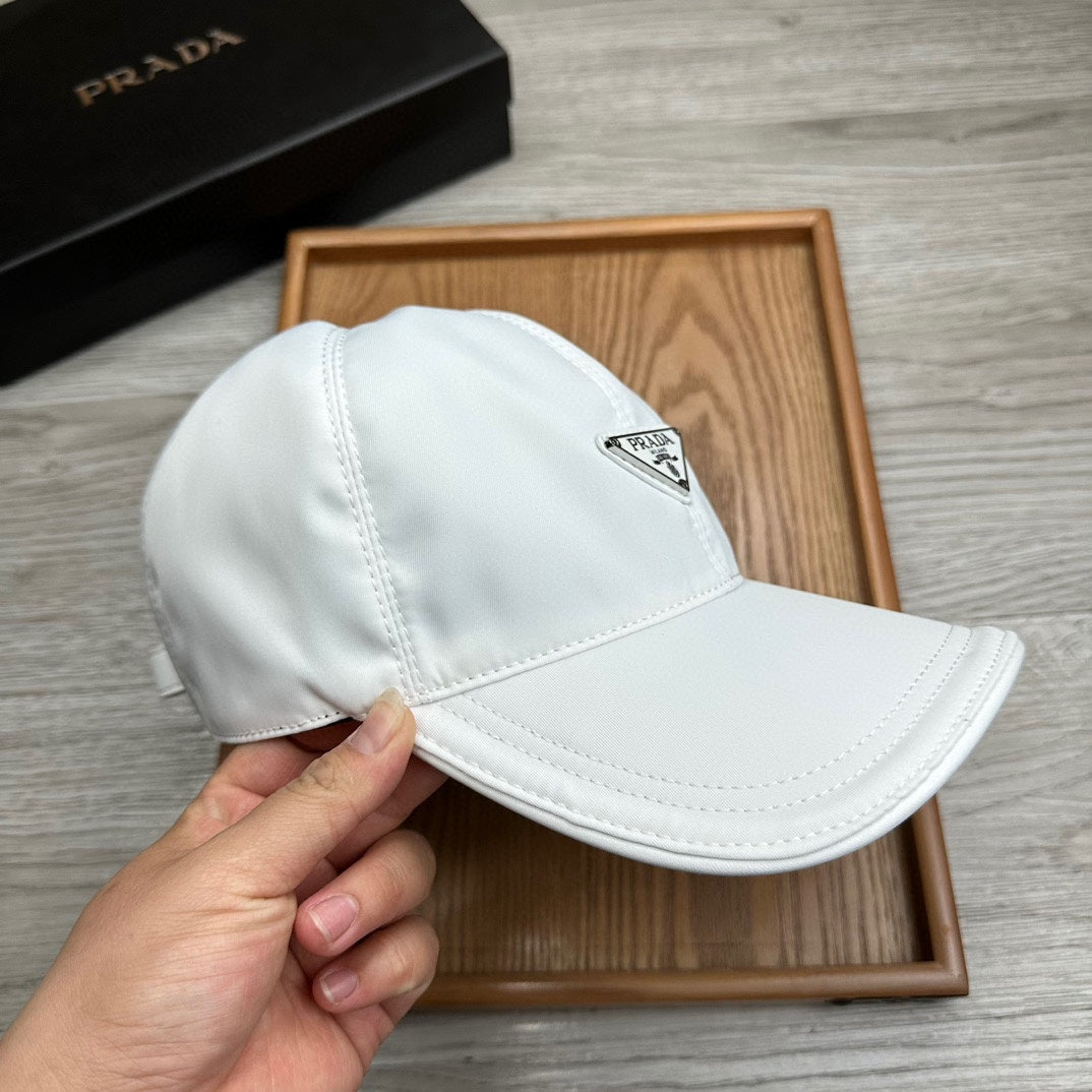 BASEBALL HAT IN WHITE RE-NYLON 214511
