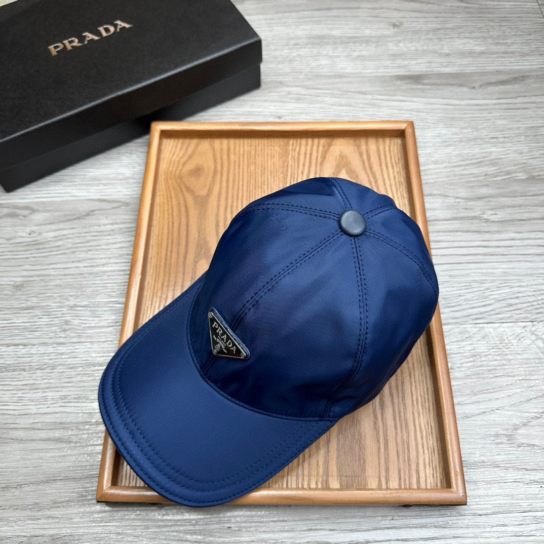 BASEBALL HAT IN NAVY BLUE RE-NYLON 214512