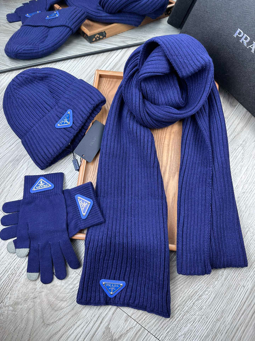 THREE-PIECES SET IN NAVY BLUE WOOL AND ACRYLIC 406557