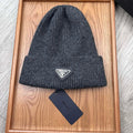 BEANIE HAT IN CHARCOAL GRAY WOOL 332391