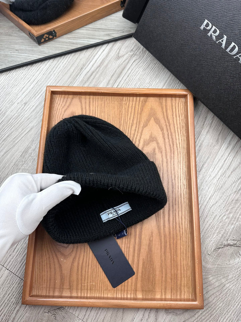 BEANIE HAT IN BLACK WOOL 332393
