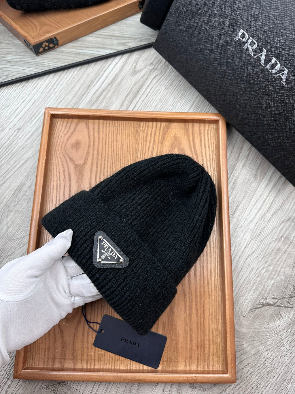 BEANIE HAT IN BLACK WOOL 332393