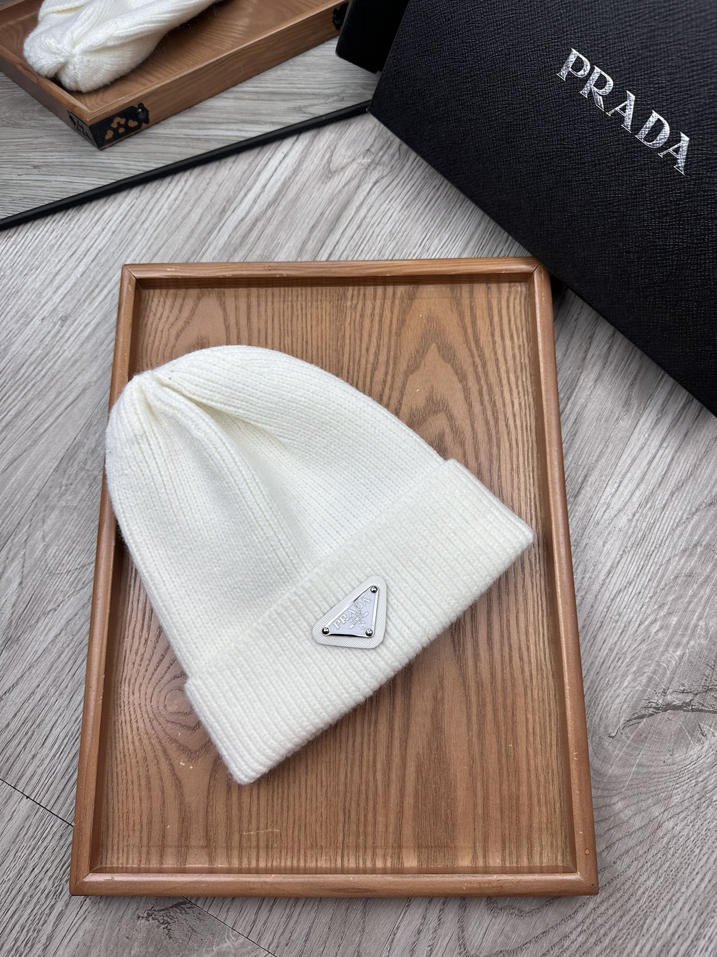 BEANIE HAT IN WHITE WOOL 332394
