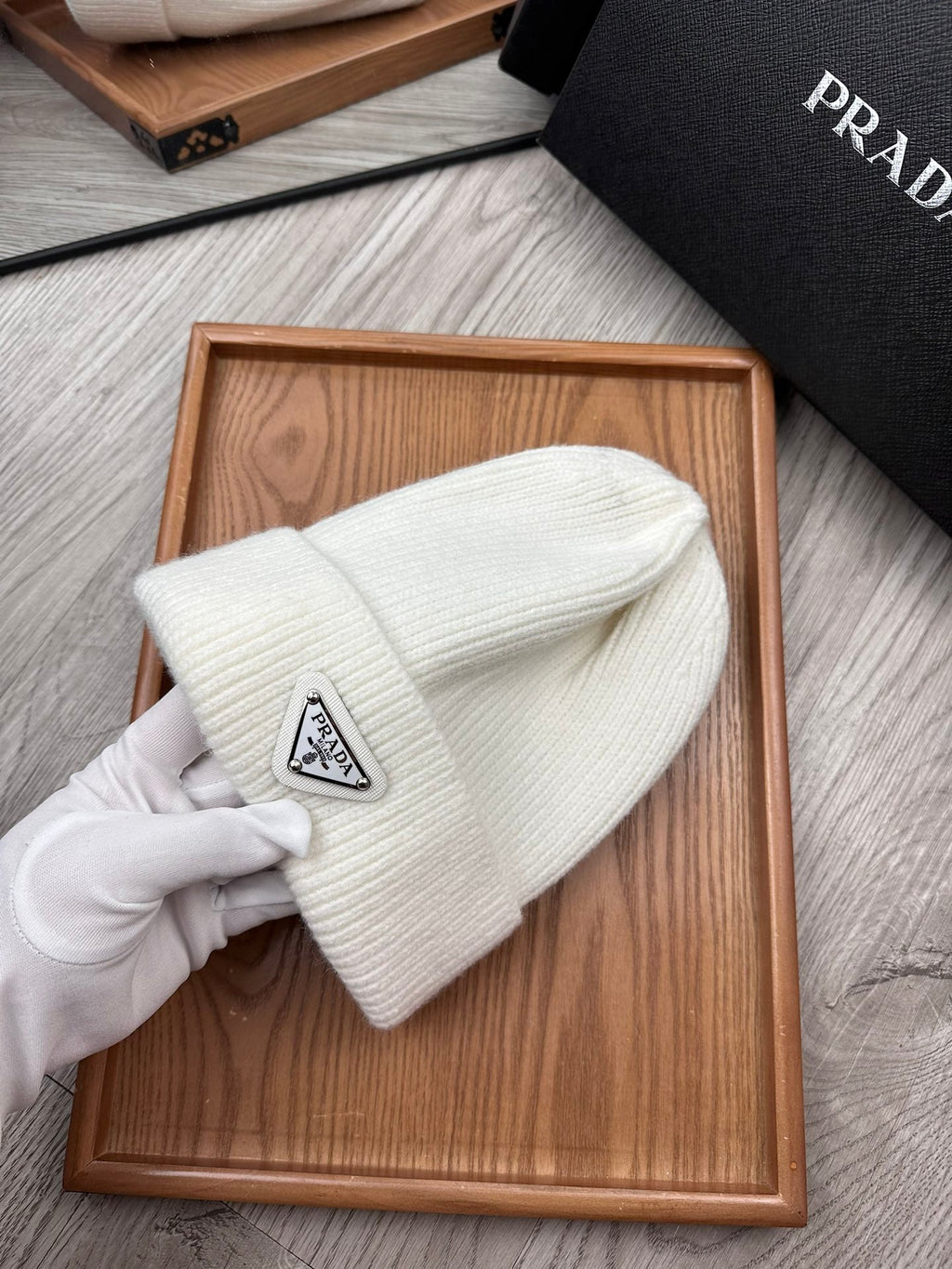 BEANIE HAT IN WHITE WOOL 332394