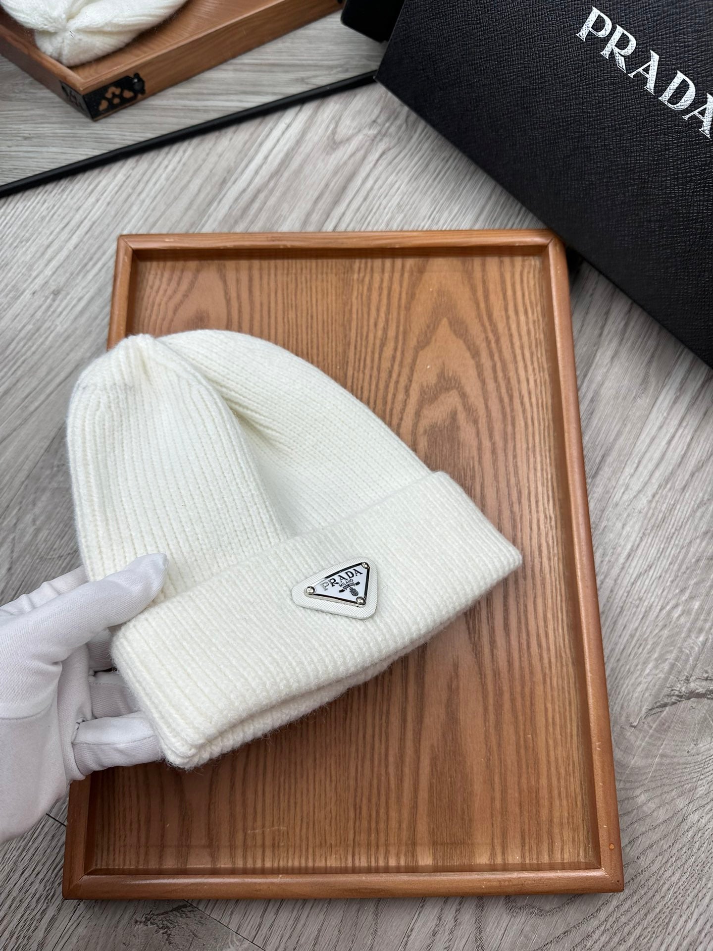 BEANIE HAT IN WHITE WOOL 332394